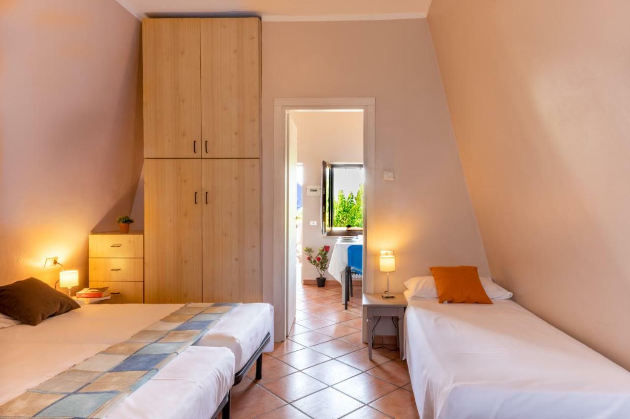 Borgo Blu Poggio Aparthotel Lazise Exterior photo