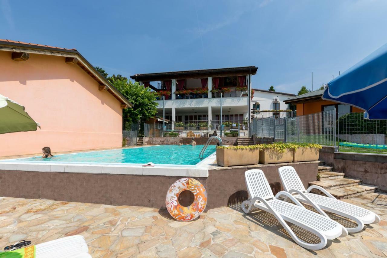 Borgo Blu Poggio Aparthotel Lazise Exterior photo