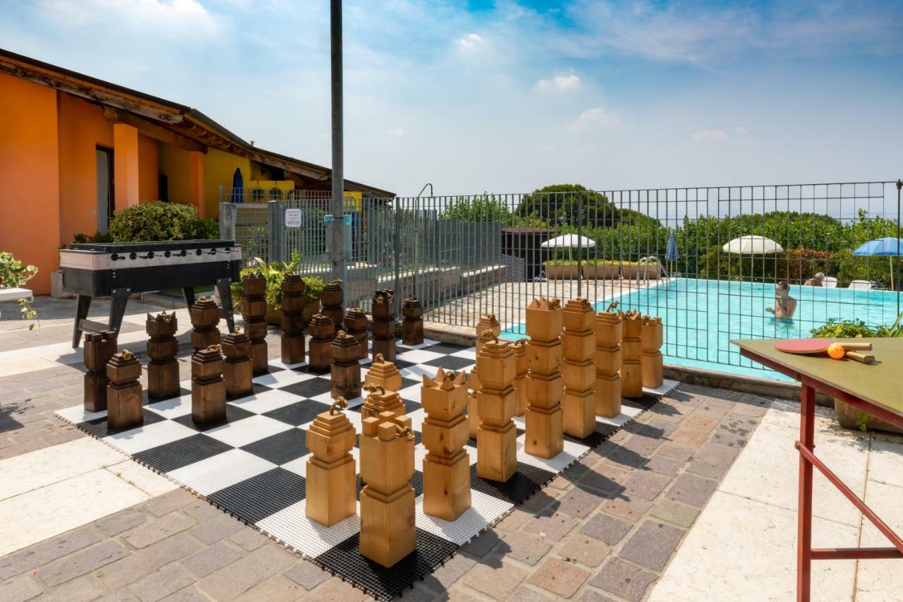 Borgo Blu Poggio Aparthotel Lazise Exterior photo